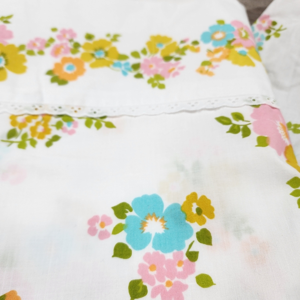 VINTAGE Retro 3pc Bedding 2 Floral Fitted Sheet 1 Top Sheet Twin - Picture 3 of 10